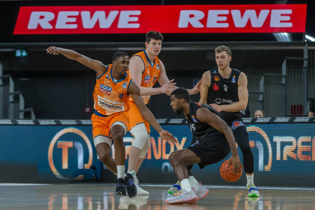 不仅是一场 不仅是一场